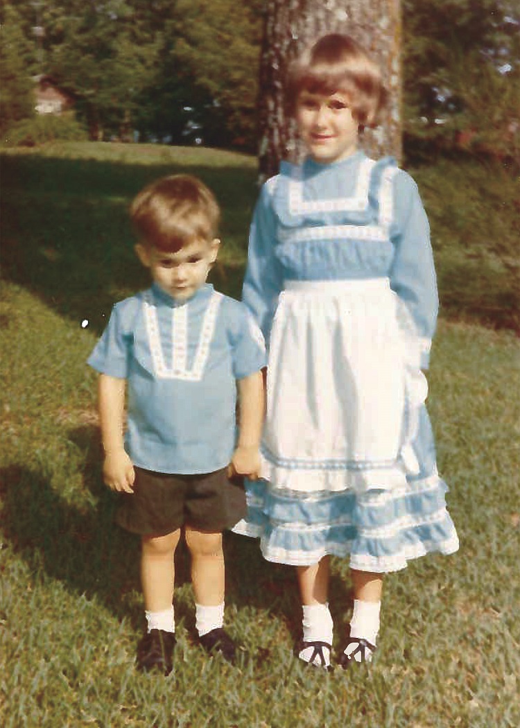 Nena and Kelly Fisher in Choctaw traditional dress